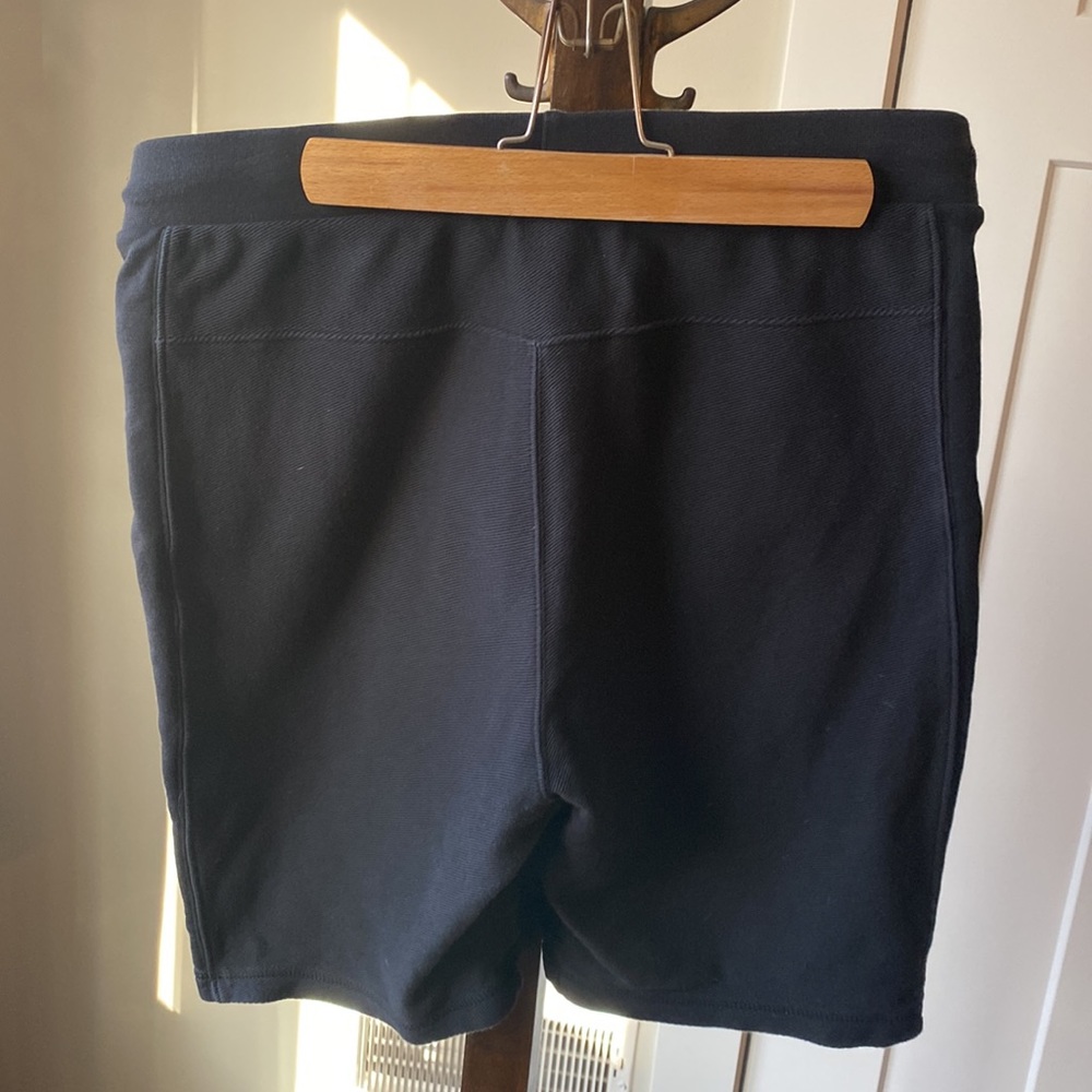 Reebok men’s black cotton shorts -Size Medium - Picture 4 of 4